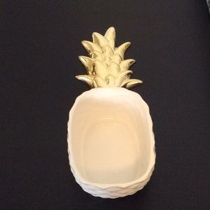 Pineapple dish